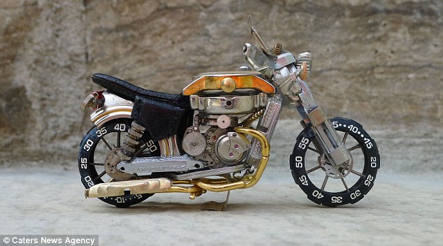 �������÷����ֱ�����Ħ�г�ģ��